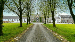 Plas Coach House